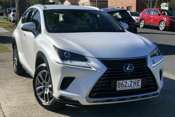 2019 Lexus NX NX300h Luxury AYZ10R