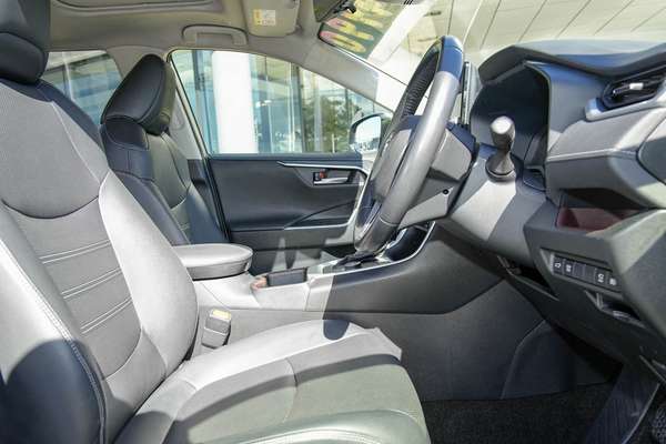 2022 Toyota RAV4 Cruiser AXAH54R thumb-9