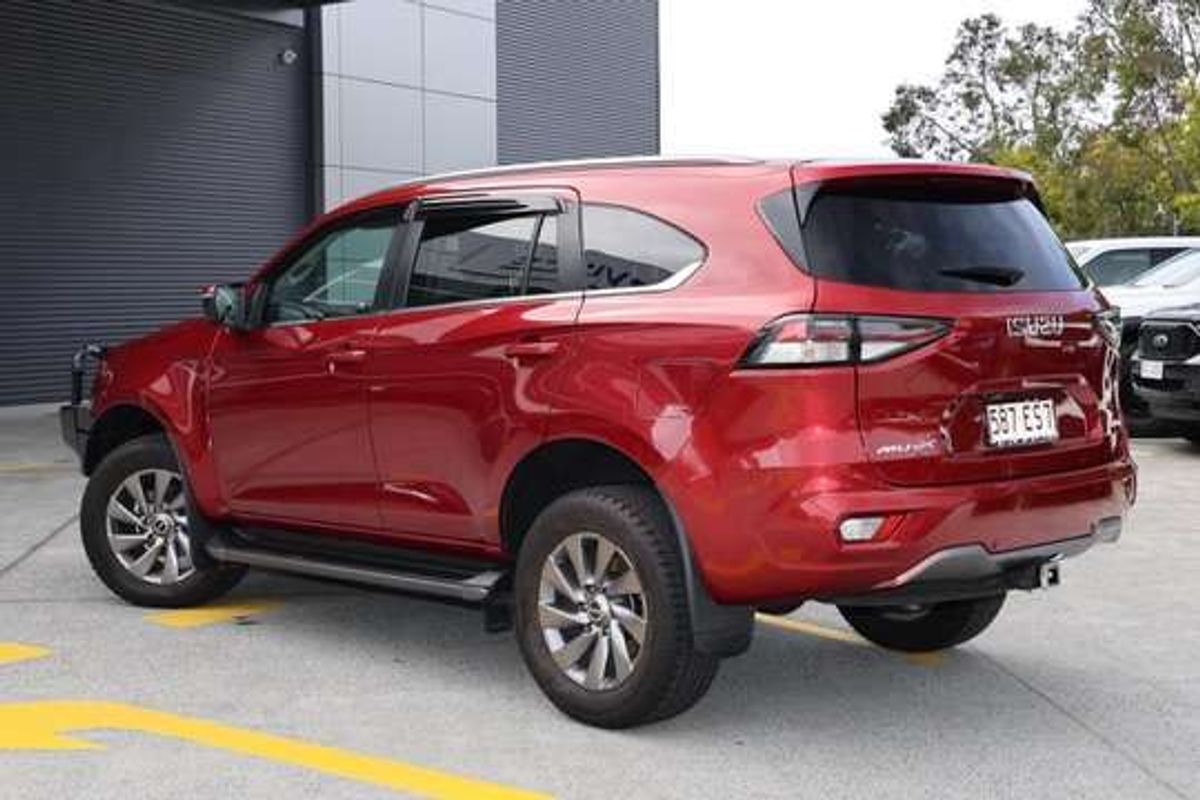 2022 Isuzu MU-X LS-U