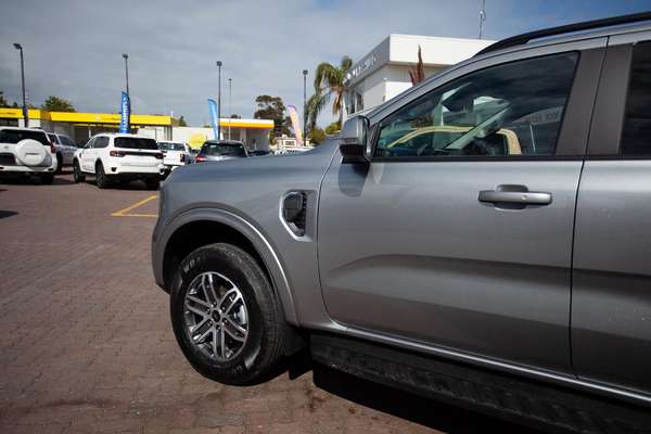 2025 Ford Everest Trend 2.0L thumb-19