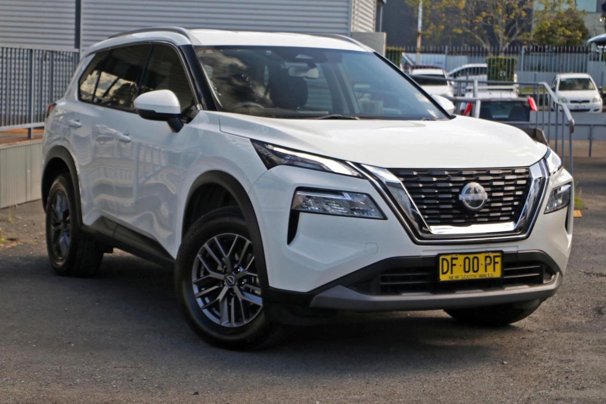 2022 Nissan X-TRAIL ST T33