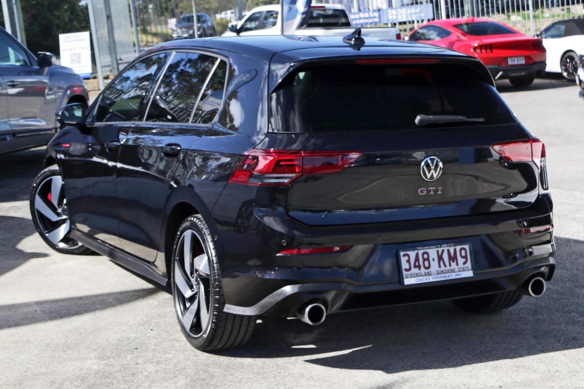 2022 Volkswagen Golf GTI 8