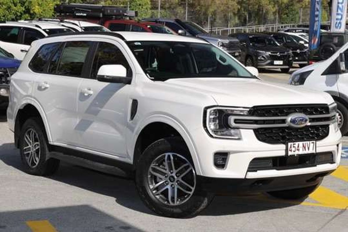 2025 Ford Everest Ambiente 2.0L
