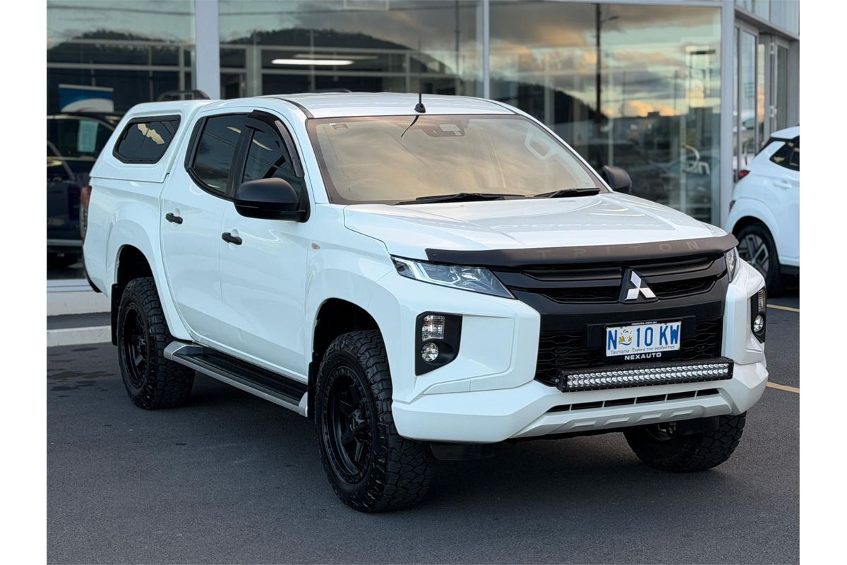 2022 Mitsubishi Triton GLX+ MR 4X4