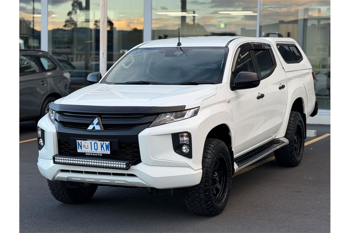2022 Mitsubishi Triton GLX+ MR 4X4