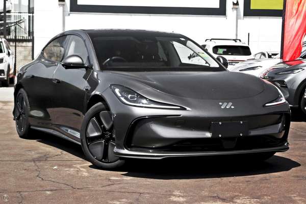 2026 MG IM5 Premium P12L
