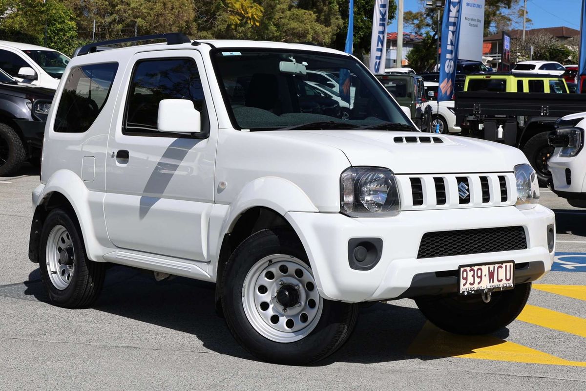 2015 Suzuki Jimny Sierra SN413 T6