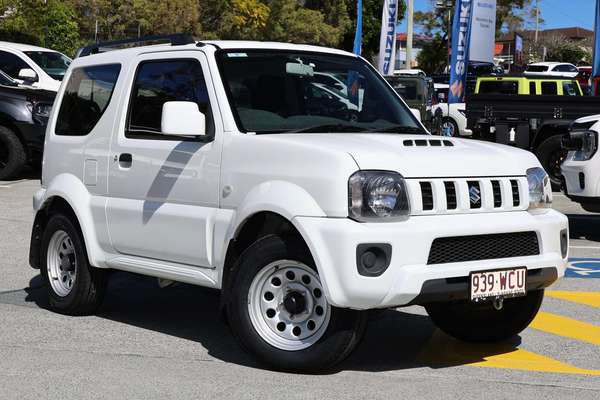 2015 Suzuki Jimny Sierra SN413 T6