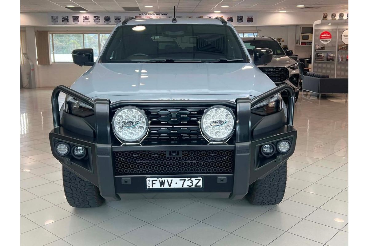 2025 Isuzu MU-X X-TERRAIN