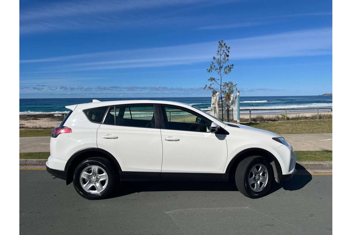 2017 Toyota RAV4 GX ZSA42R
