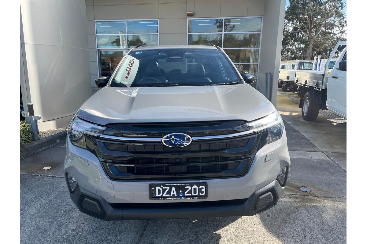 2025 Subaru Forester Hybrid Touring S6