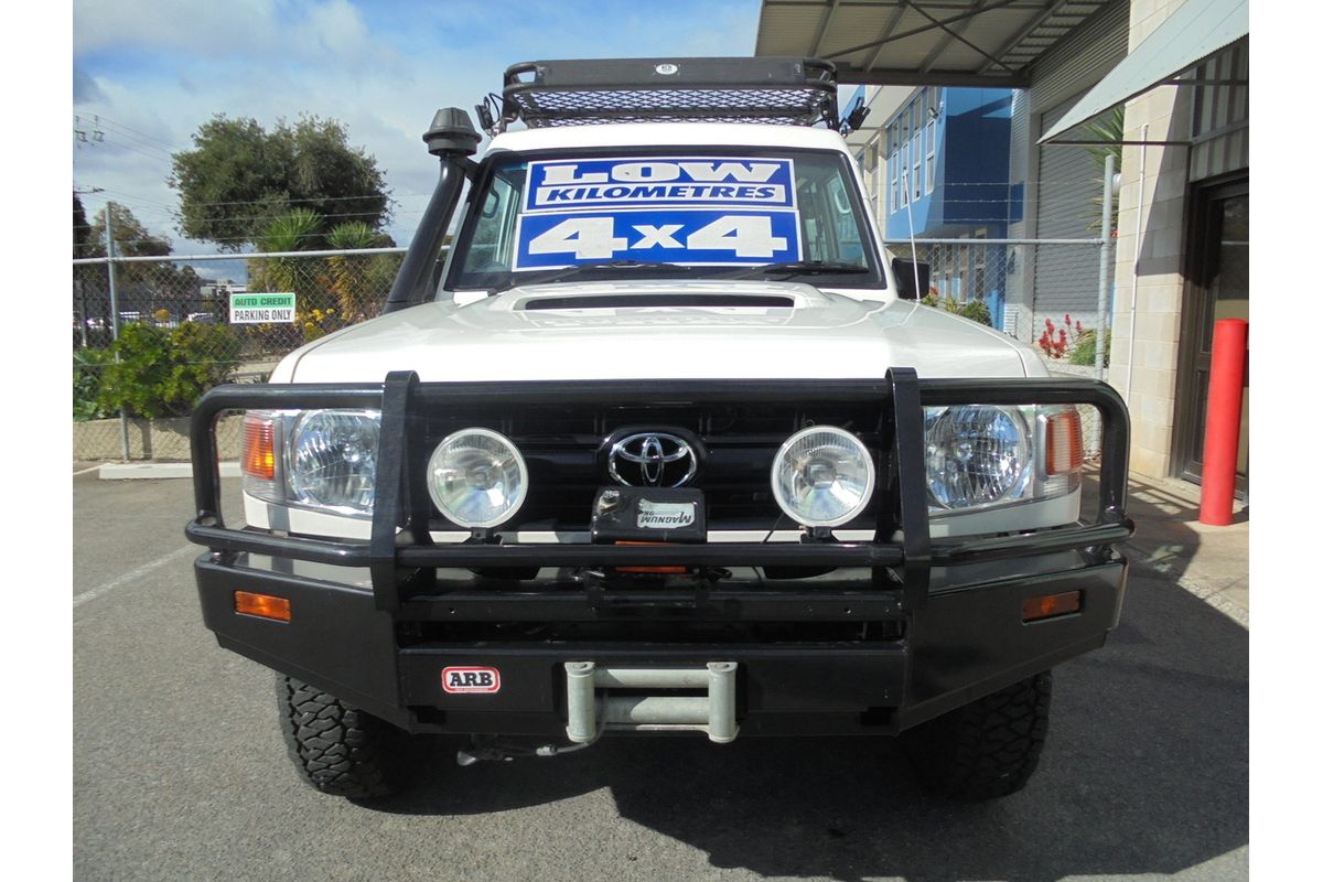 2009 Toyota Landcruiser Workmate Troopcarrier VDJ78R