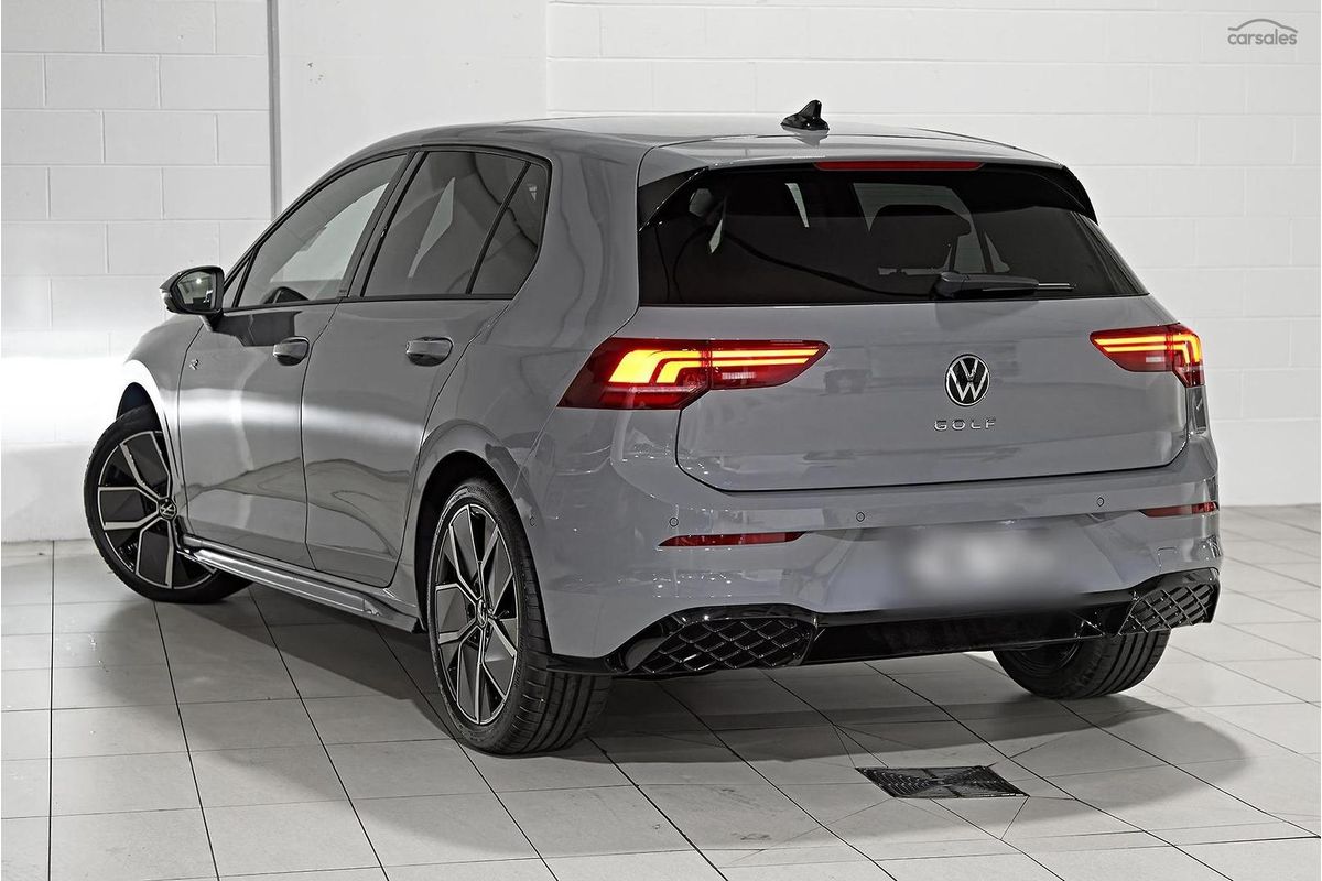 2025 Volkswagen Golf 110TSI R-Line 8.5