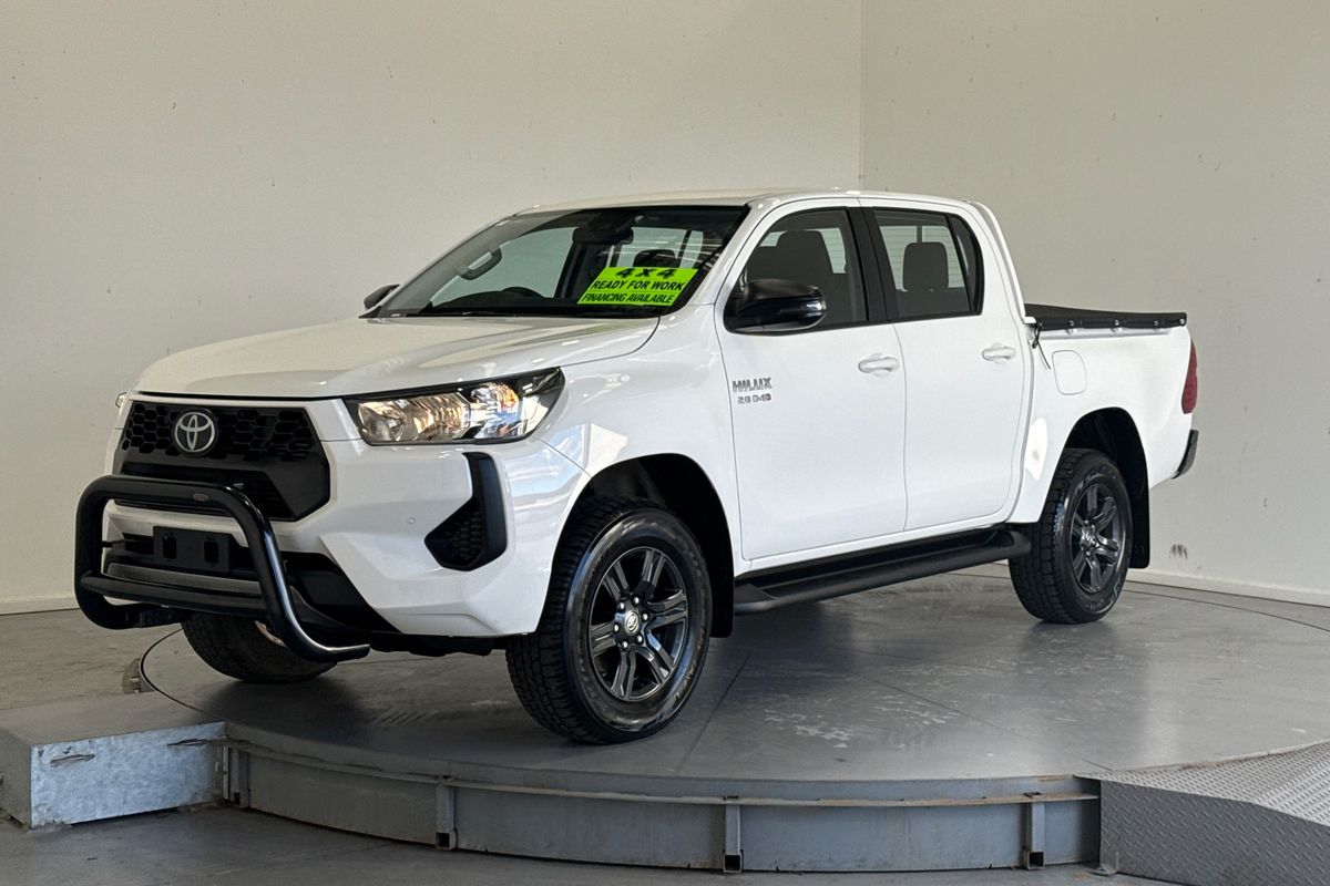 2024 Toyota Hilux SR GUN126R