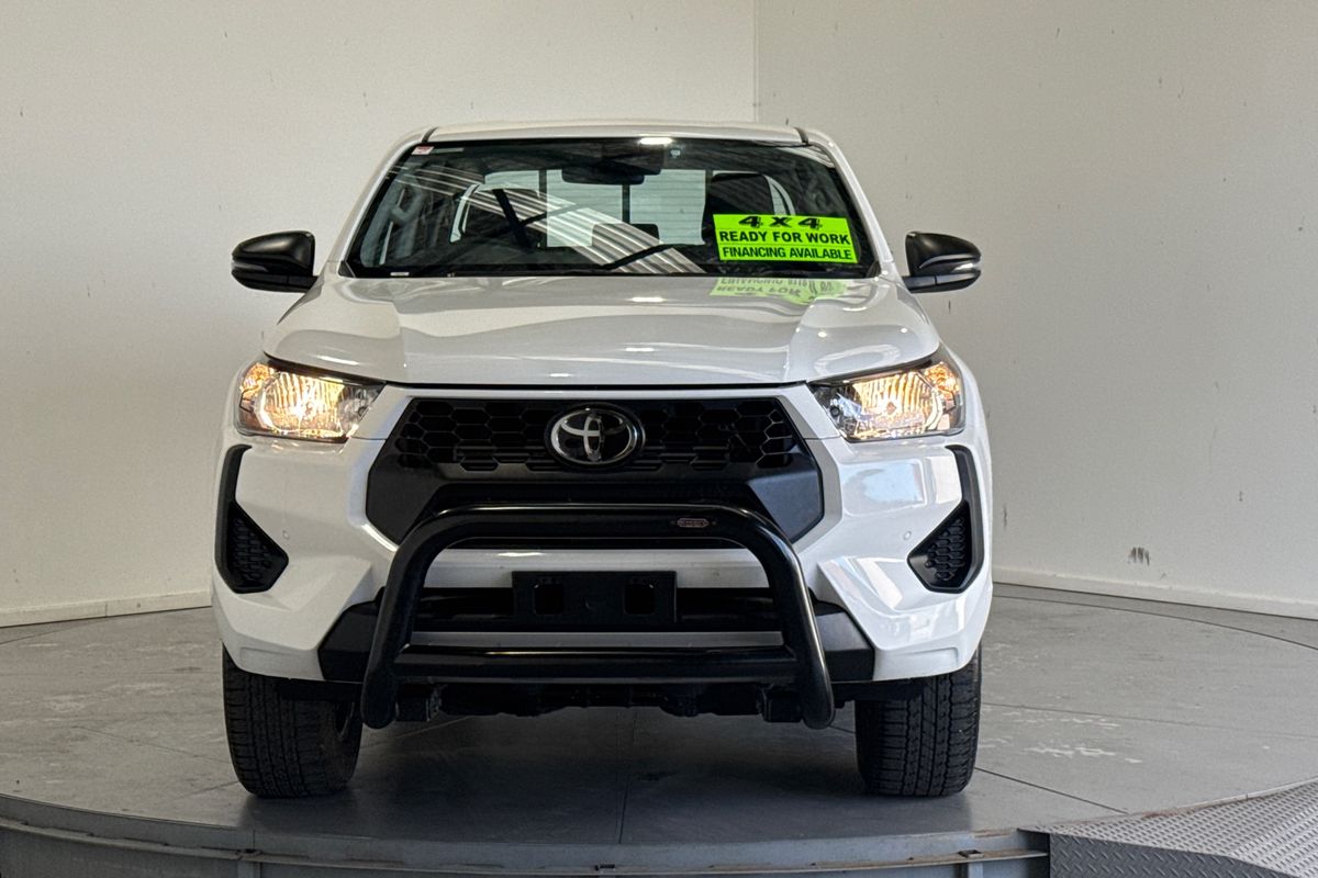 2024 Toyota Hilux SR GUN126R