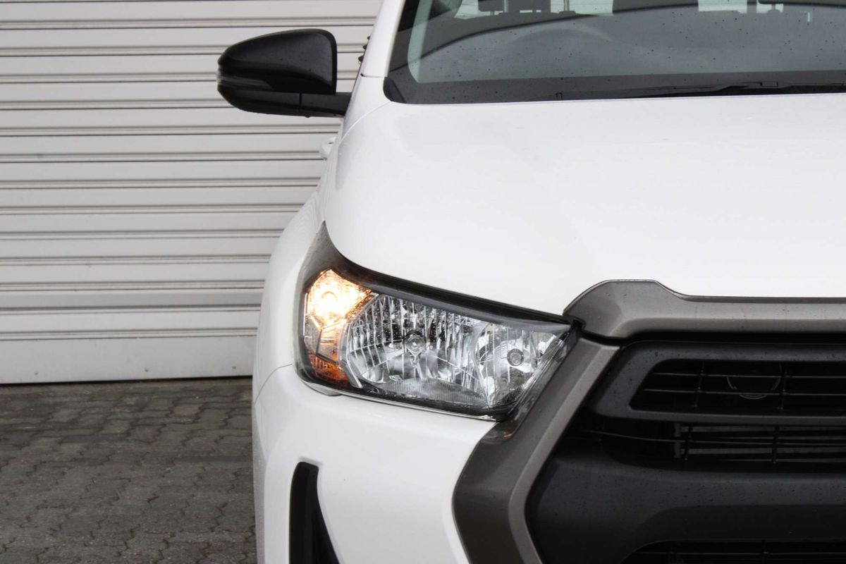 2023 Toyota Hilux SR GUN126R 4X4