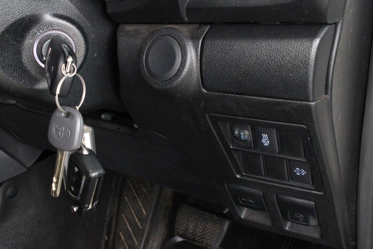 2023 Toyota Hilux SR GUN126R 4X4