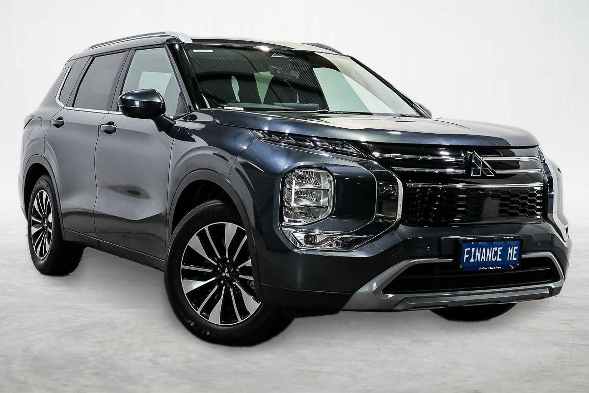 2025 Mitsubishi Outlander LS ZM