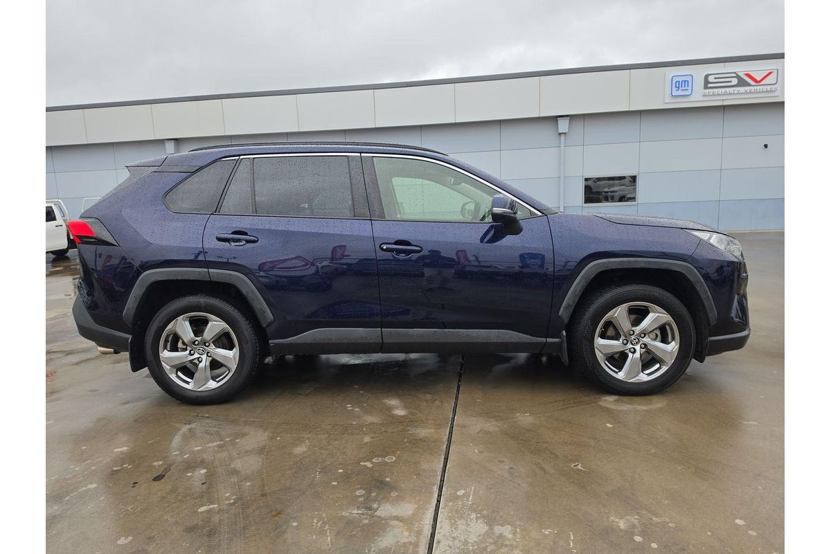 2020 Toyota RAV4 GXL MXAA52R