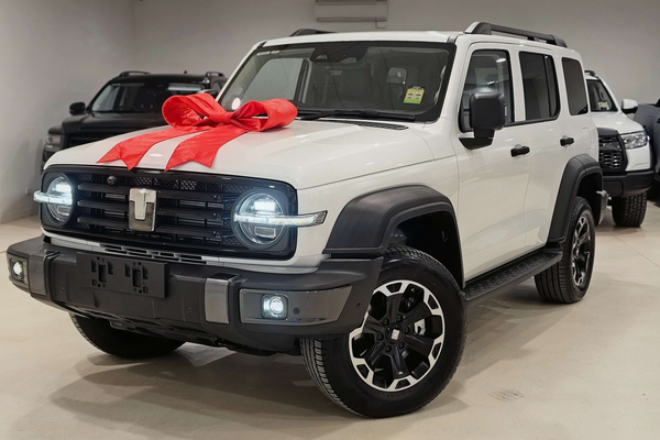 2026 GWM Tank 300 Ultra Hi4-T PHEV P01