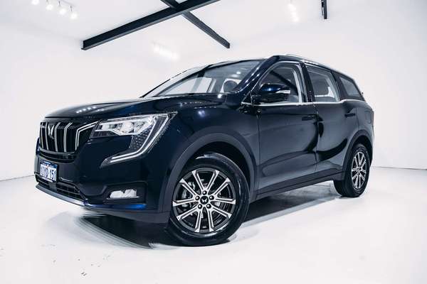 2025 Mahindra XUV700 AX7L