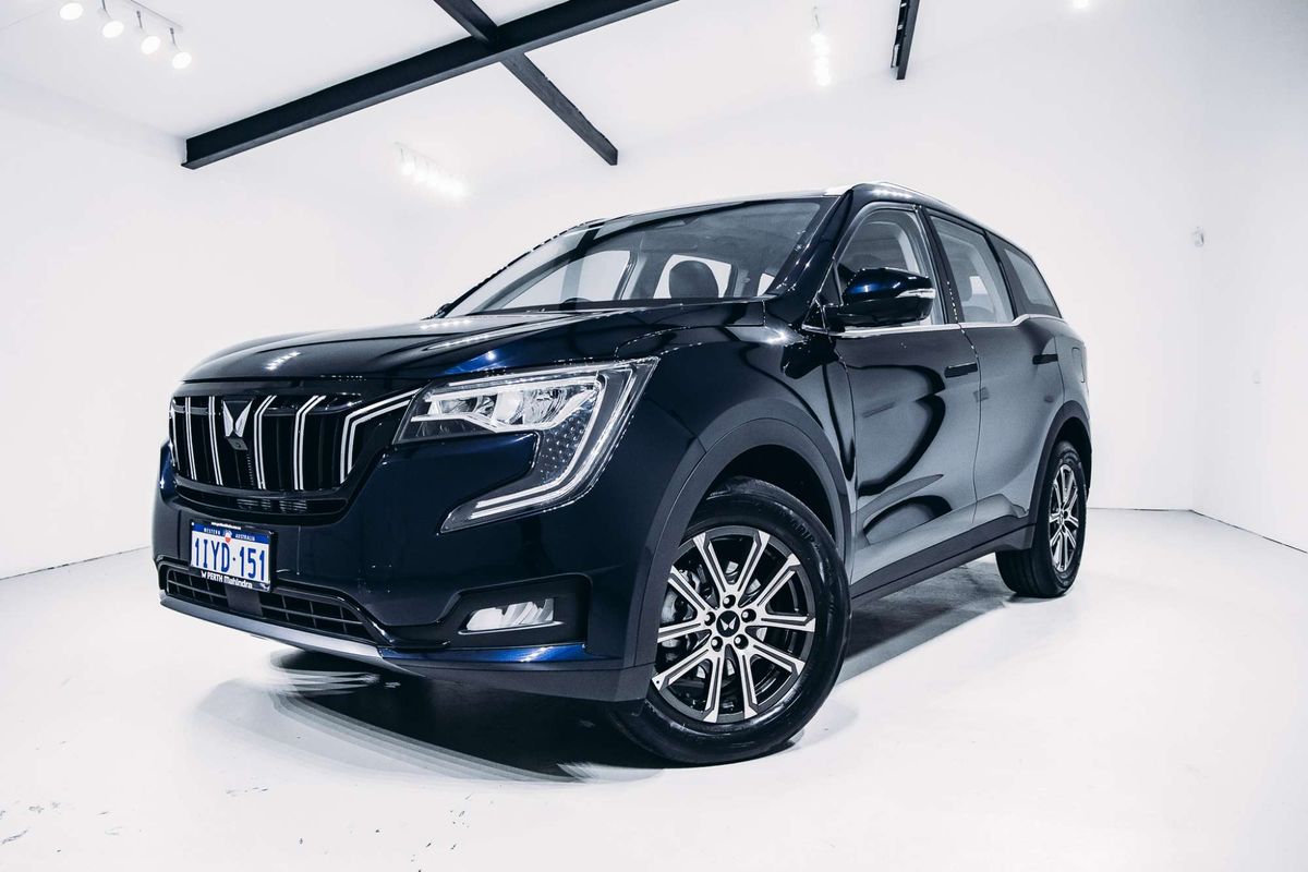 2025 Mahindra XUV700 AX7L