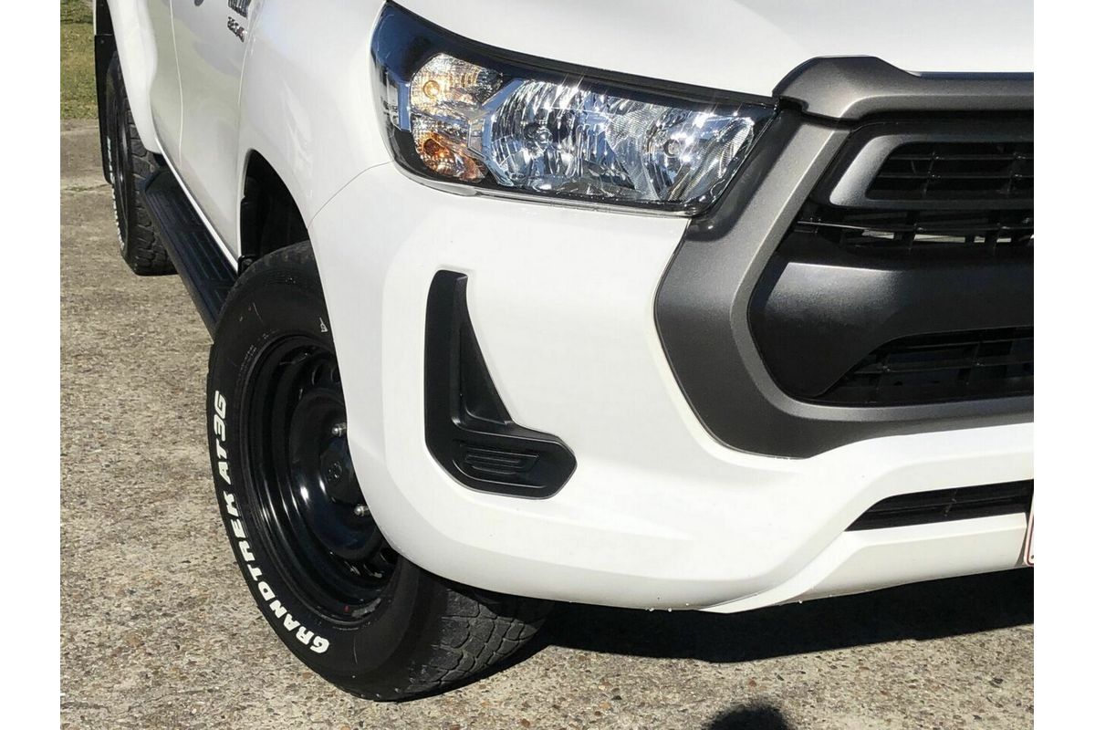 2022 Toyota Hilux SR GUN126R