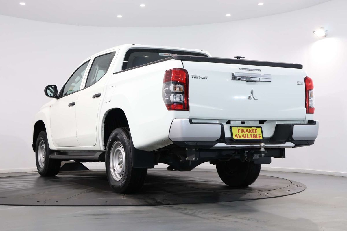 2022 Mitsubishi Triton GLX MR Rear Wheel Drive