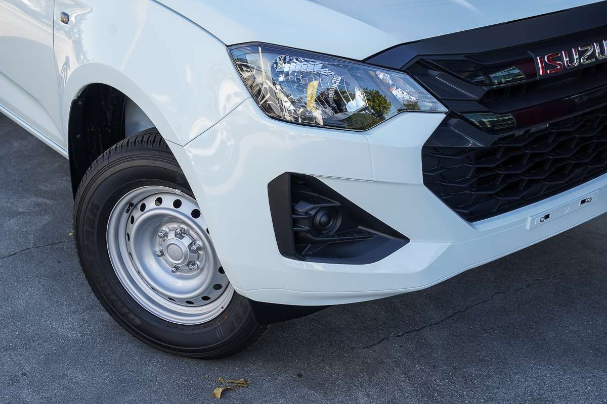 2026 Isuzu D-MAX SX 4X4