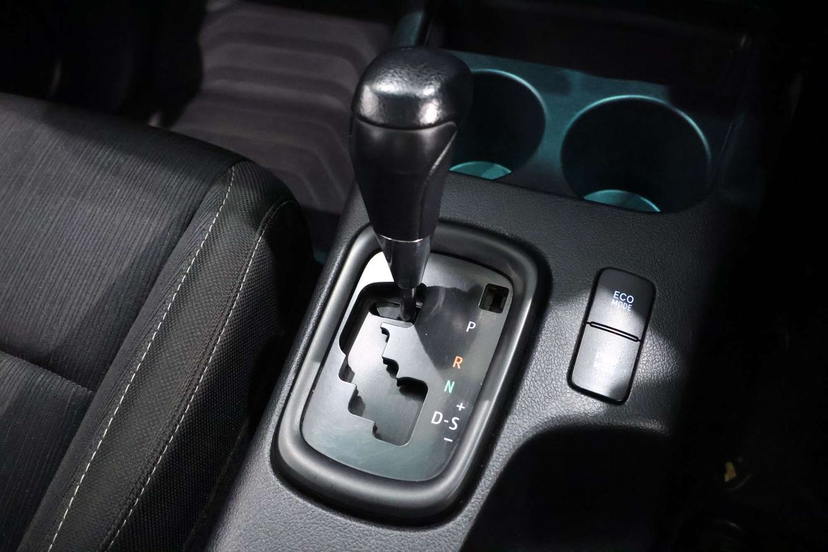 2020 Toyota Hilux SR GUN126R 4X4
