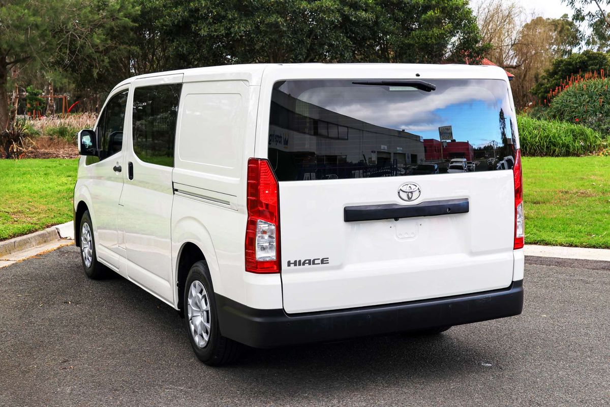 2019 Toyota Hiace GDH300R LWB image 5