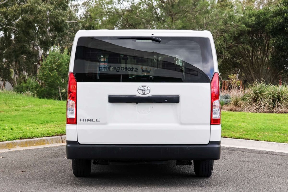 2019 Toyota Hiace GDH300R LWB image 9