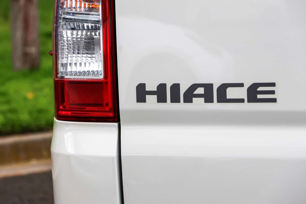 2019 Toyota Hiace GDH300R LWB image 12