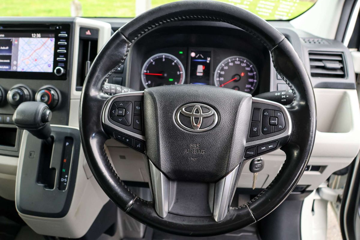 2019 Toyota Hiace GDH300R LWB image 16