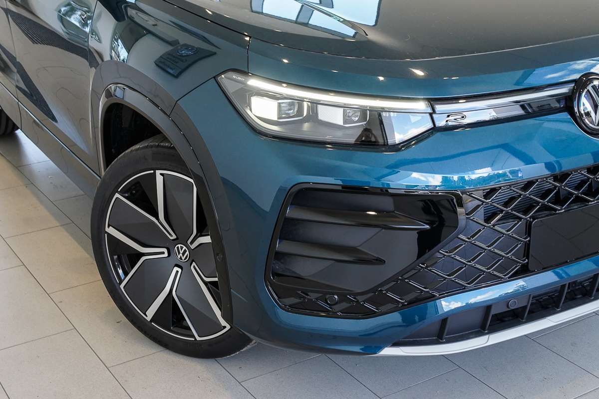 2025 Volkswagen Tayron 195TSI R-Line R4