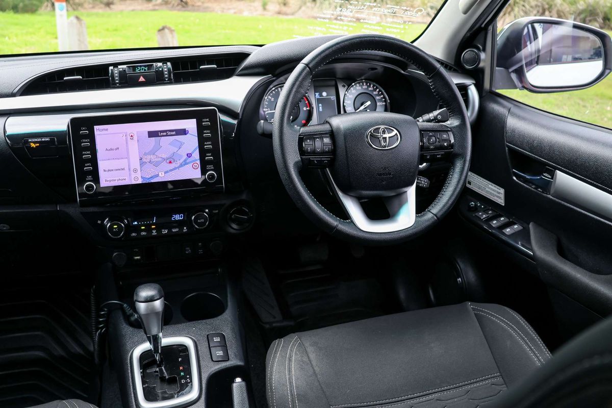 2021 Toyota Hilux SR5 GUN126R 4X4 image 16