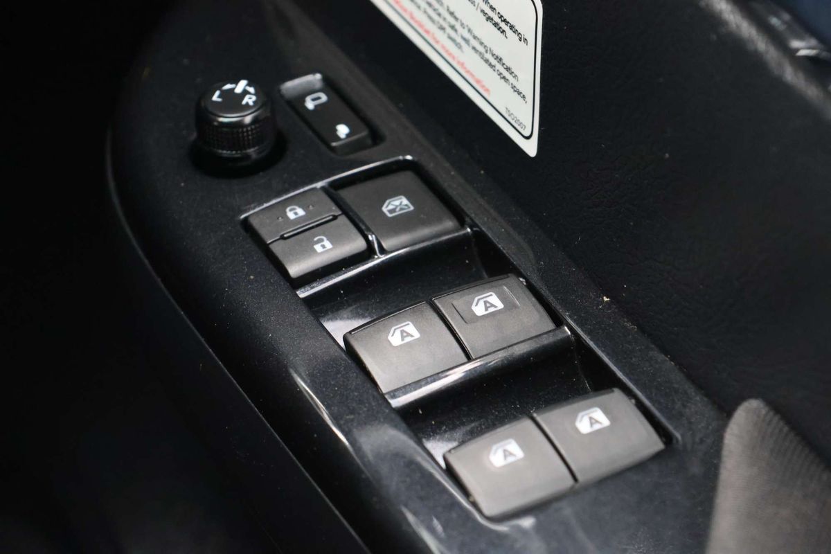 2021 Toyota Hilux SR5 GUN126R 4X4 image 21