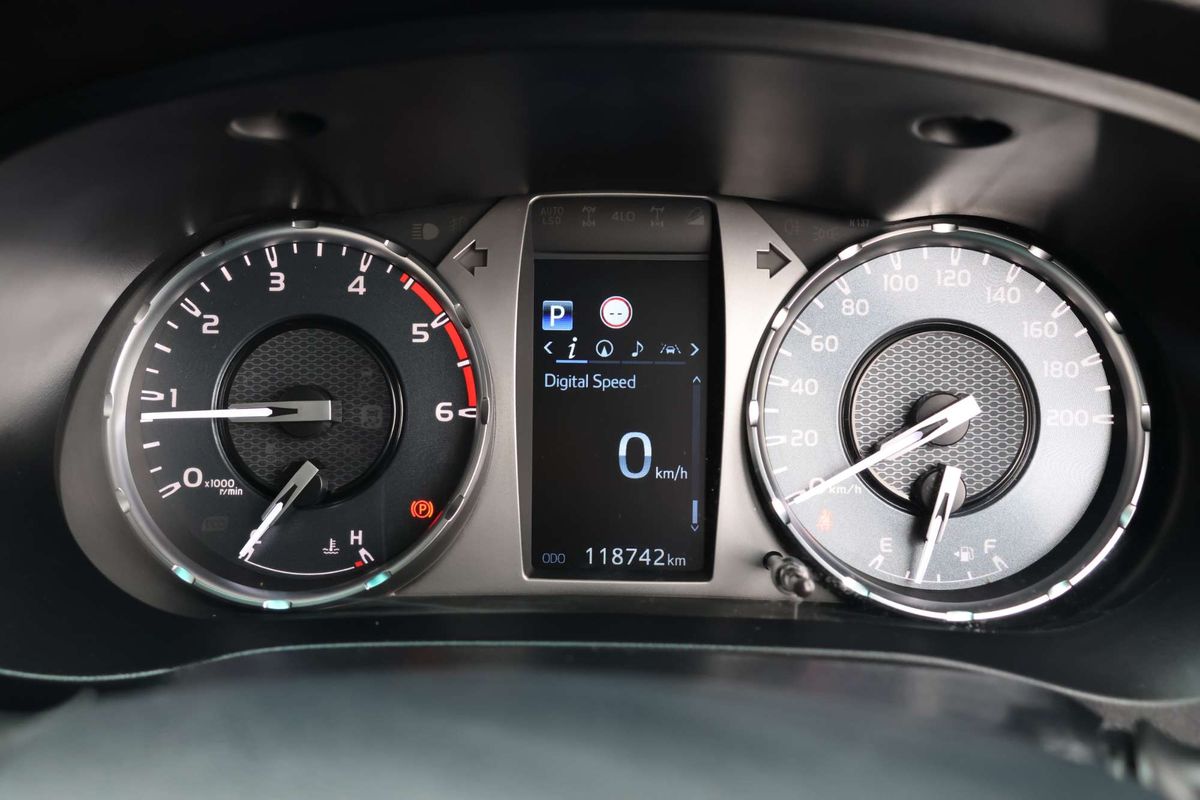 2021 Toyota Hilux SR5 GUN126R 4X4 image 32
