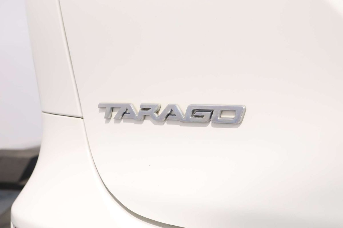 2018 Toyota Tarago GLi ACR50R