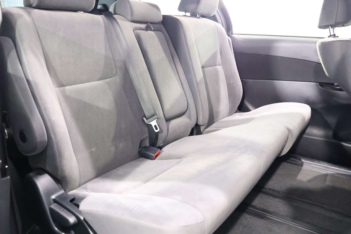 2018 Toyota Tarago GLi ACR50R
