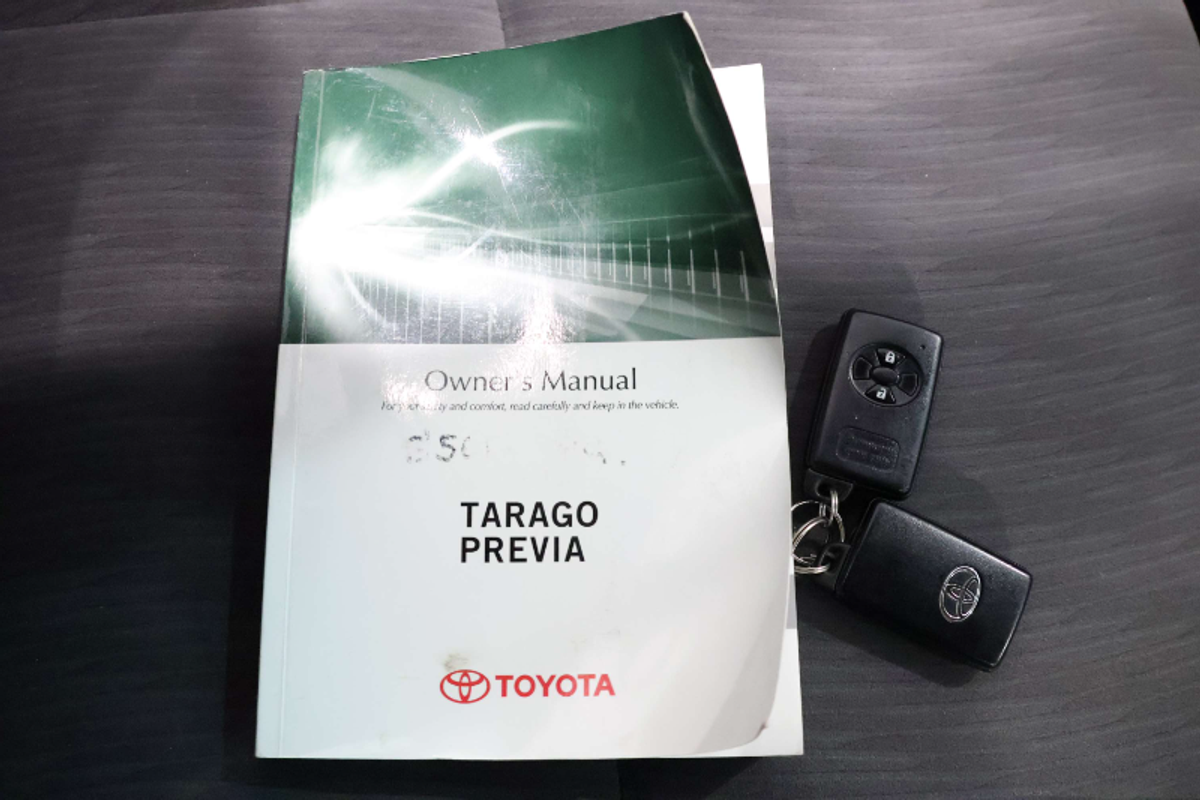 2018 Toyota Tarago GLi ACR50R