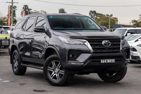 2023 Toyota Fortuner GXL GUN156R