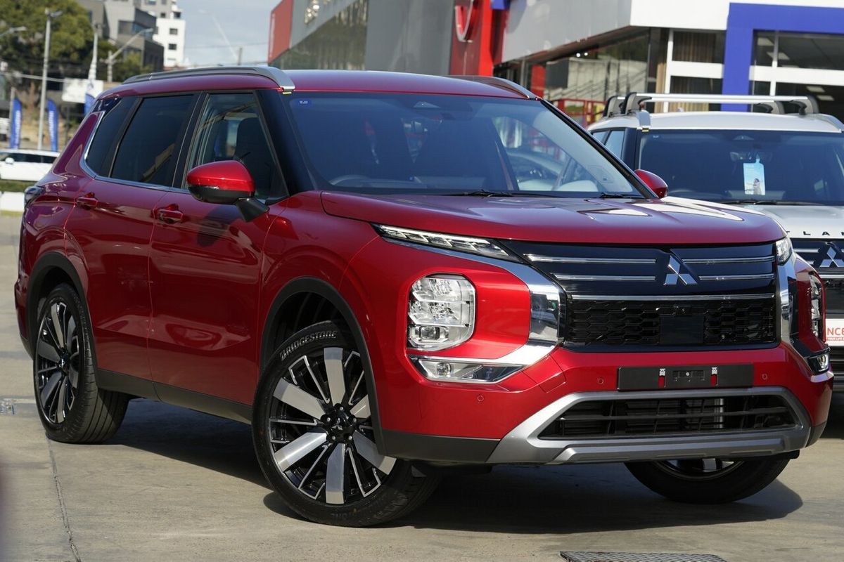 2025 Mitsubishi Outlander Aspire ZM