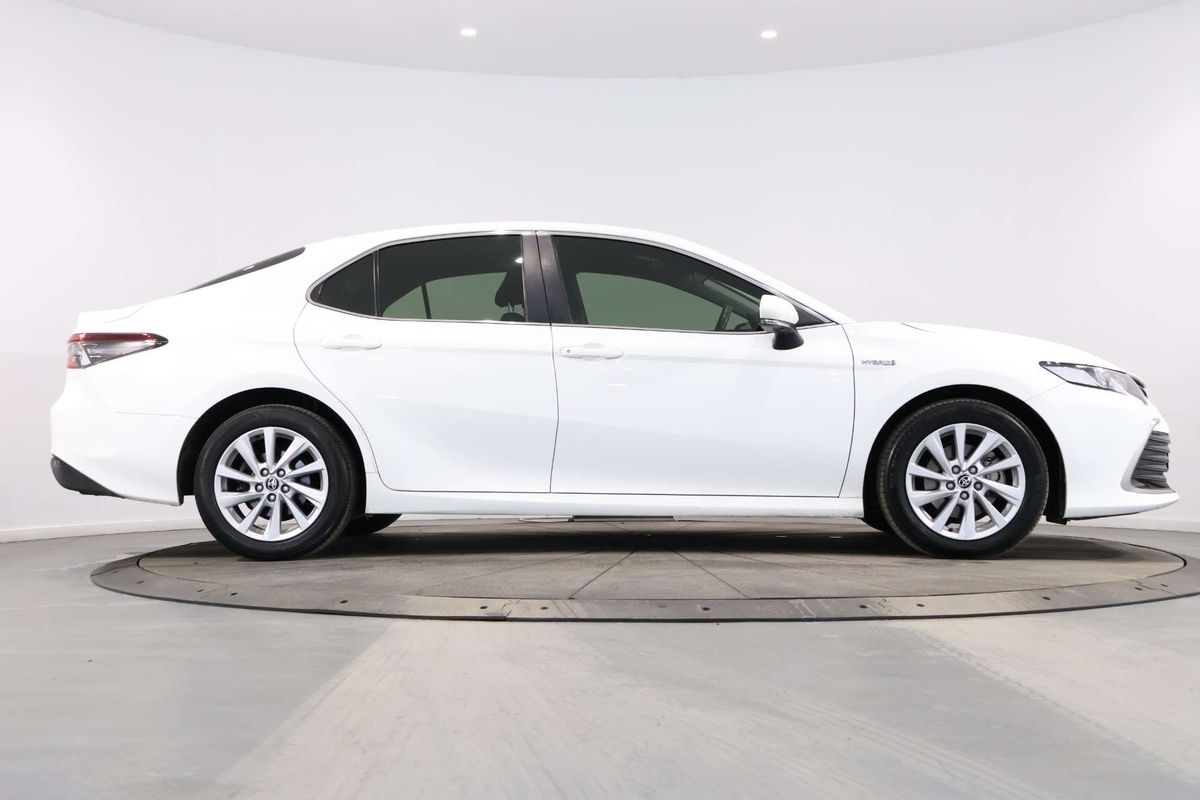2022 Toyota Camry Ascent AXVH70R
