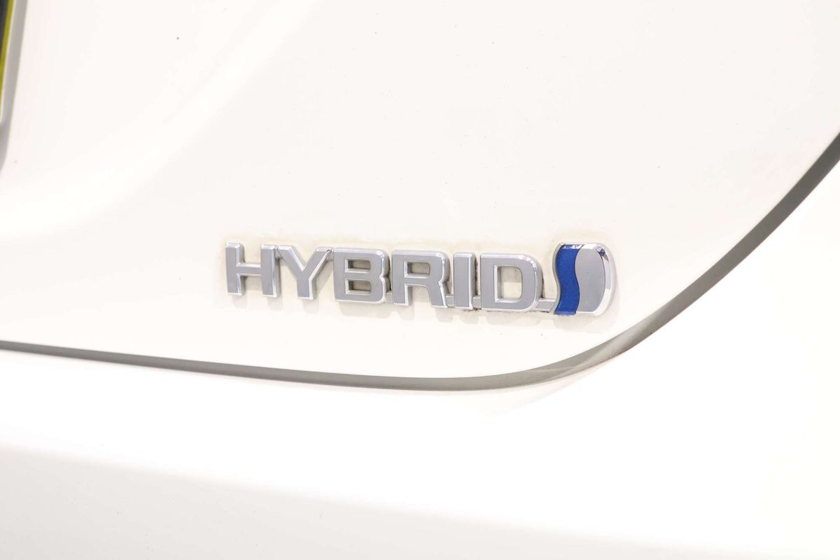 2022 Toyota Camry Ascent AXVH70R
