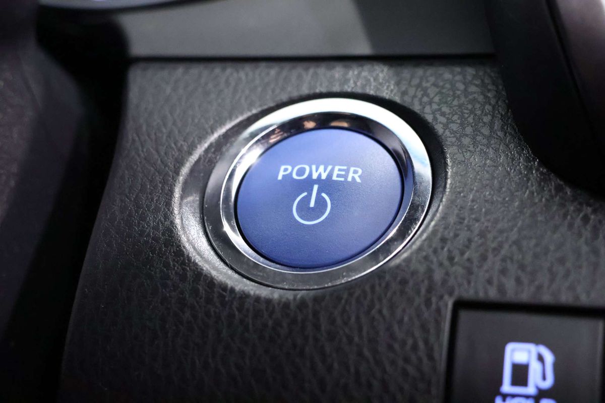 2022 Toyota Camry Ascent AXVH70R
