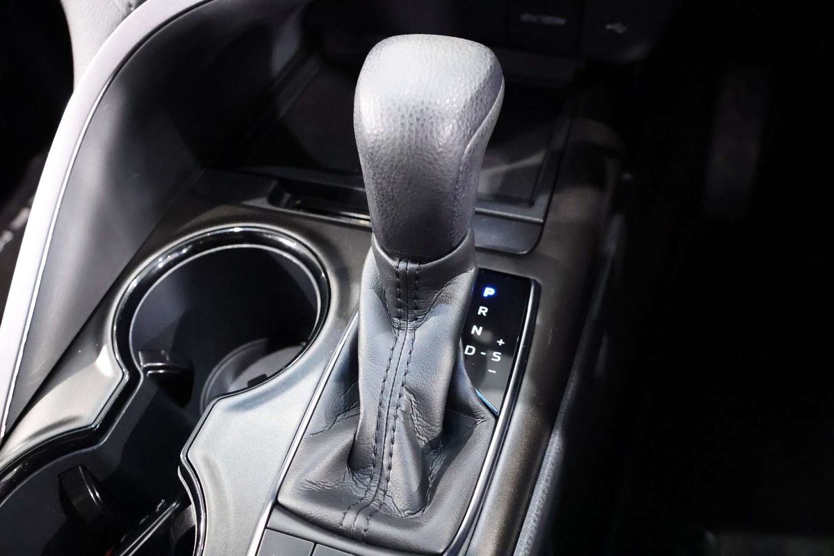 2022 Toyota Camry Ascent AXVH70R