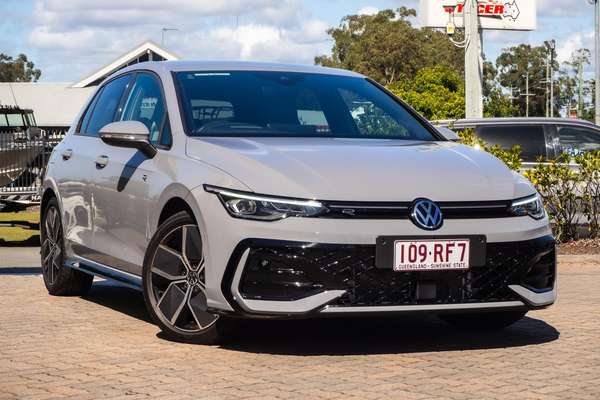 2025 Volkswagen Golf 110TSI R-Line 8.5