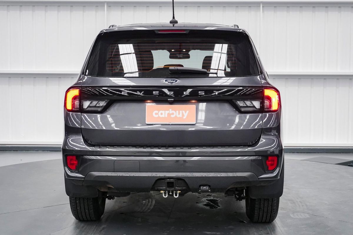 2025 Ford Everest Ambiente 2.0L
