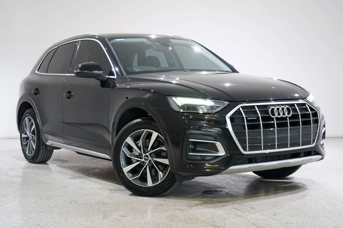 2022 Audi Q5 45 TFSI FY